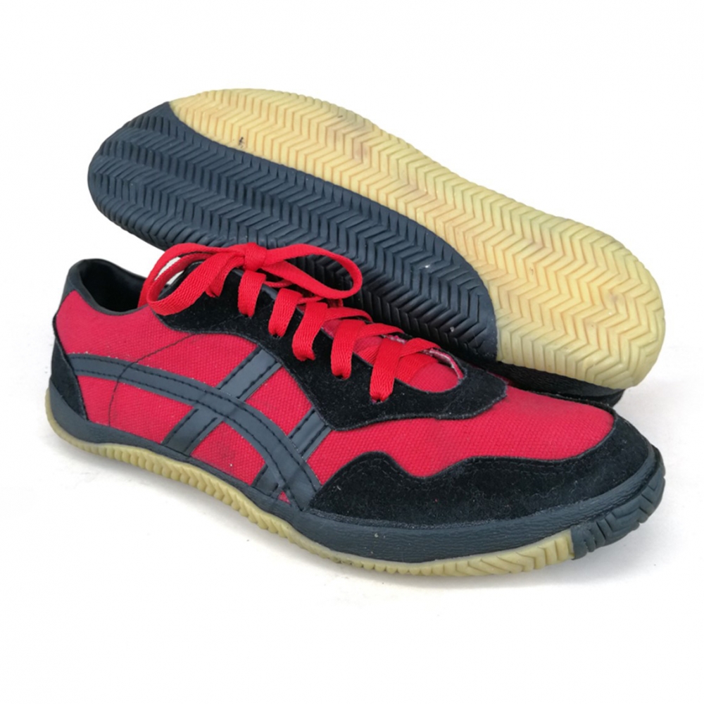 futsal shoes size 9